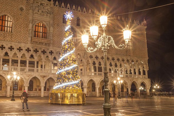 Čarobni adventni čas v Benetkah Foto: Gianluca Piccin/shutterstock
