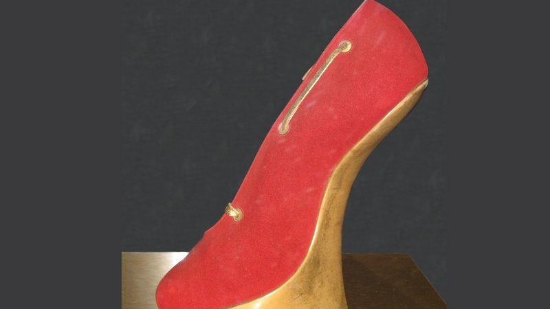 Fotografija: Andre Perugia se je leta 1937 prvi domislil čevljev brez pete. Več kot 70 let pozneje so njegovo idejo kopirali drugi modni oblikovalci. Foto: Sheila Thomson
