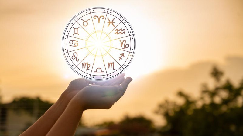 Fotografija: Mesečni horoskop za november 2023, foto: Shutterstock