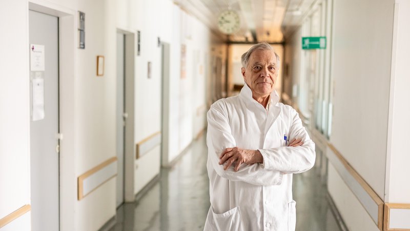 Fotografija: Aleksander Merlo, ginekolog, direktor Bolnišnice za ženske bolezni in porodništvo Postojna / Foto: Črt Piksi