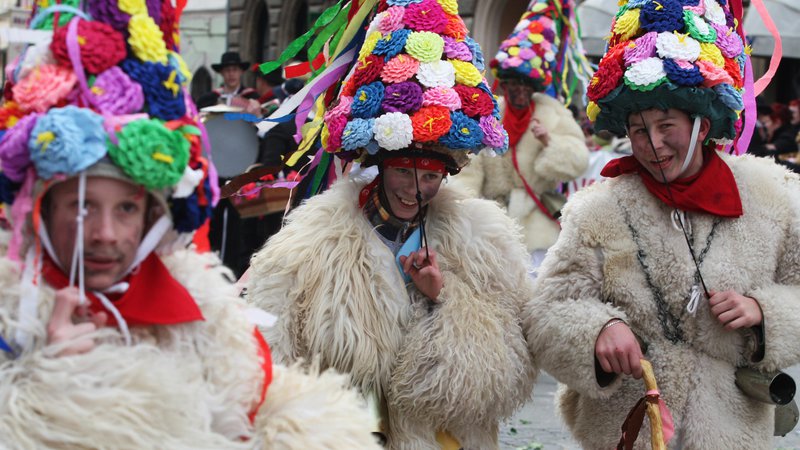 Fotografija: Na ptujskem Kurentovanju se zberejo tradicionalni pustni liki iz vse Slovenije. Foto: Tadej Regent