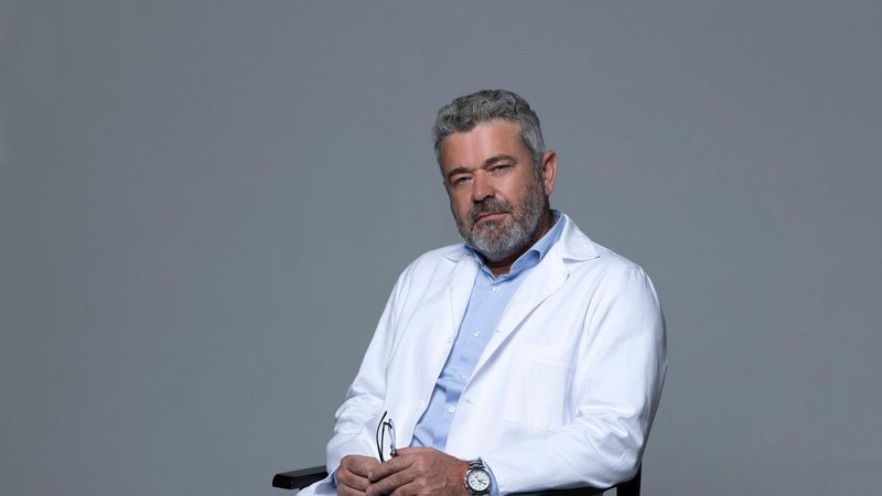 Fotografija: Ernest Novak, dr. med., specialist plastične, rekonstruktivne in estetske kirurgije, foto: Tina Ramujkic