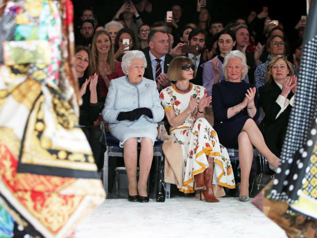 Kraljica obiskala londonski teden mode