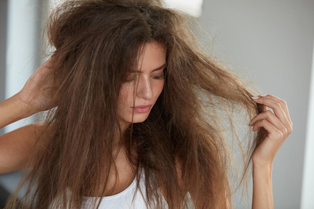 Onaplus - 5 nasvetov, kako negovati suhe in poškodovane lase