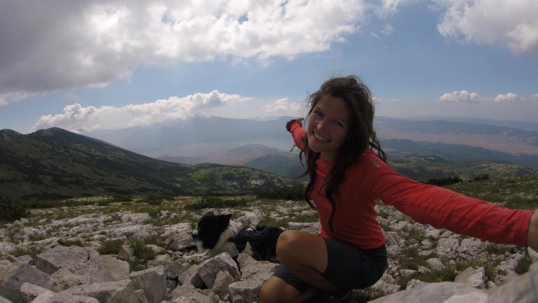 Maruša Orel, študentka, ki je sama s psom prehodila 1340 km Vie Dinarice