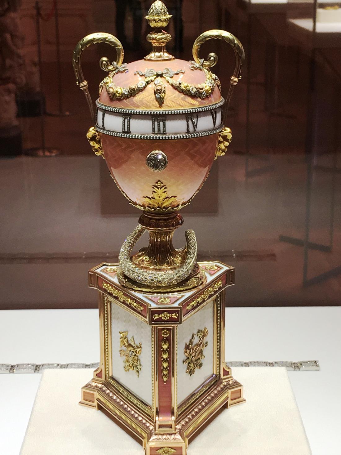 Eno Fabergejevih jajc v istoimenskem muzeju
