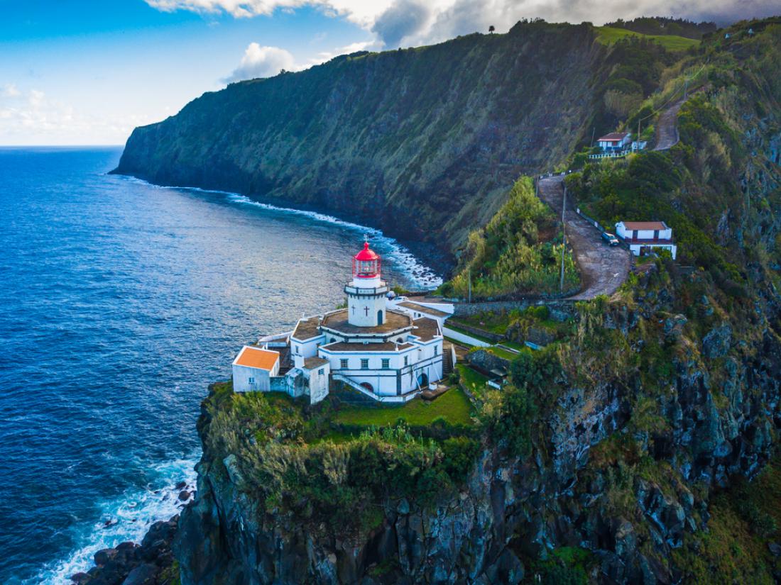 Svetilnik na otoku Faial. Foto: Stanislav Simonyan/Shutterstock