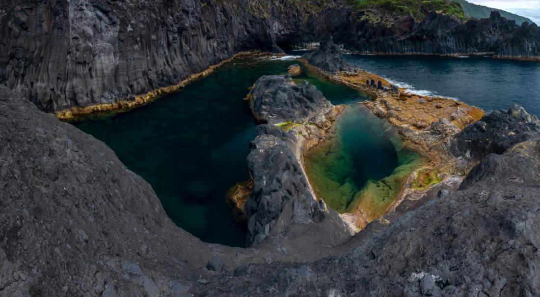 Naravni lavni bazenčki na otoku São Jorge. Foto: RSilveiraPhotography/Shutterstock