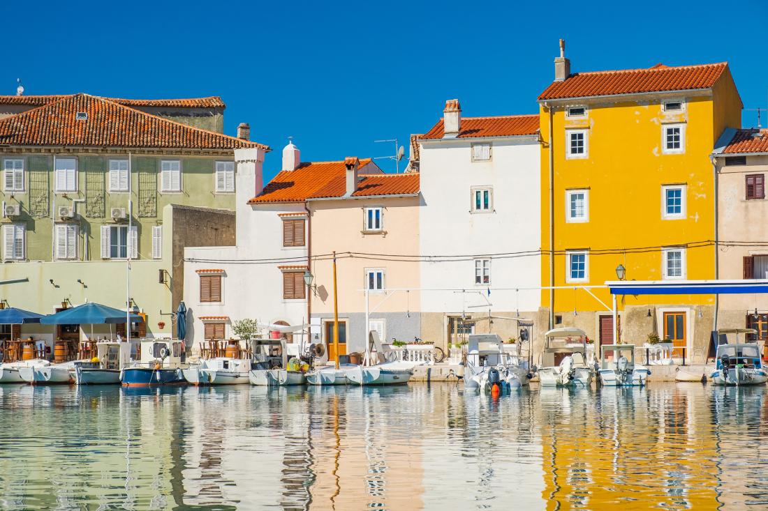 Mesto Cres nekateri imenujejo tudi male Benetke. Foto: Ilija Ascic/Shutterstock