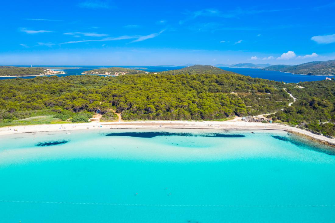 Plažo Sakarun so tuji mediji že večkrat razglasili za eno najlepših na svetu. Foto: Ilija Ascic/Shutterstock