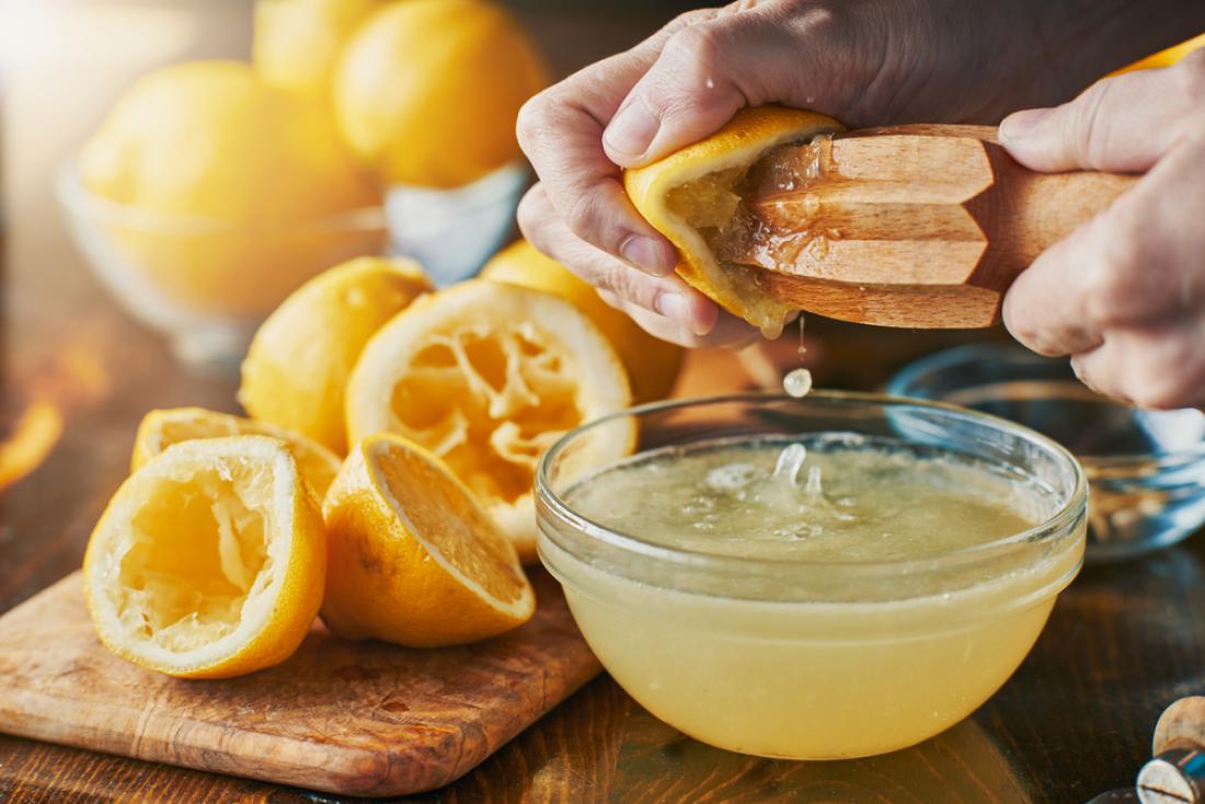 Če iščete bogat vir vitamina C, limone niso najboljša izbira. Foto: Joshua Resnick/Shutterstock