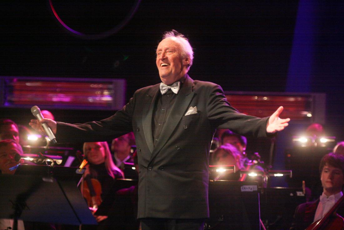 Leta 2010 na koncertu v Križankah ob 80. rojstnem dnevu. Foto: Marko Feist